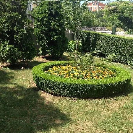 Tolle Ferienwohnung In Mit Grill, Garten Und Terrasse Und Meerblick * Novi Vinodolski